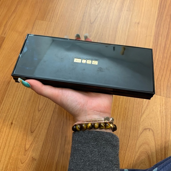 Pat McGrath Divine Rose Palette - Picture 3 of 5